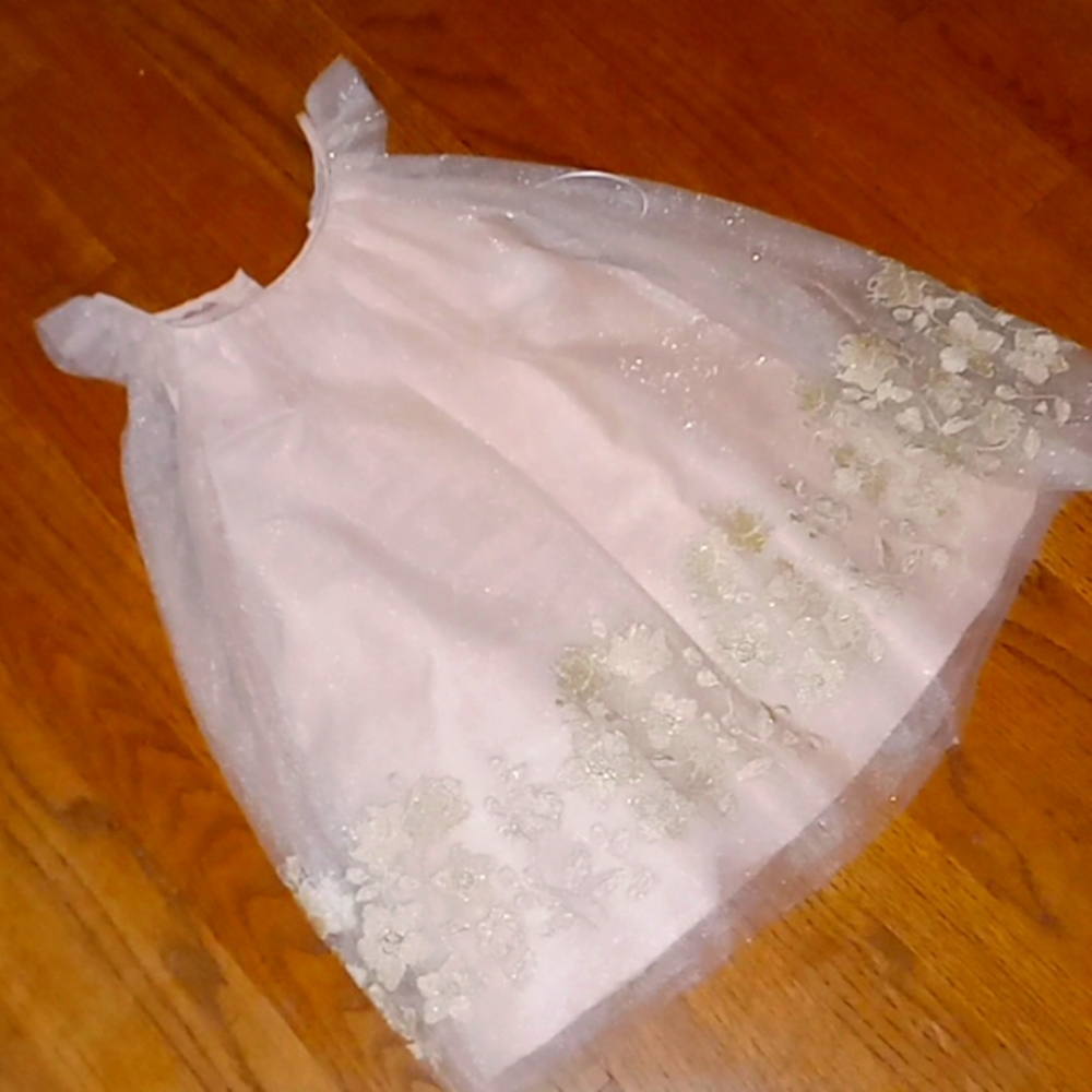 Size 3T girls beautiful dress